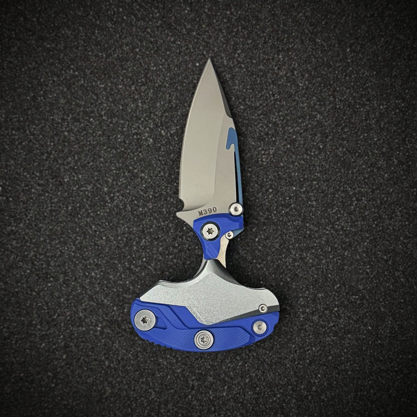 Titan Flux knife