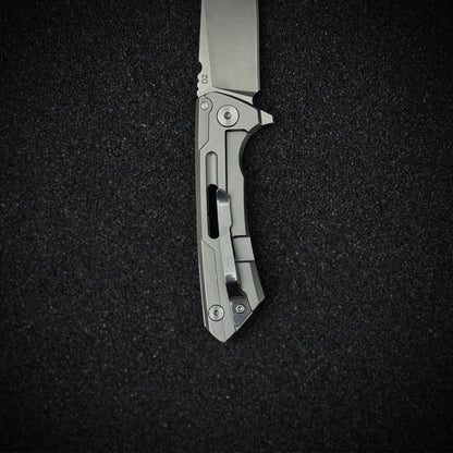 Steel Titan knife