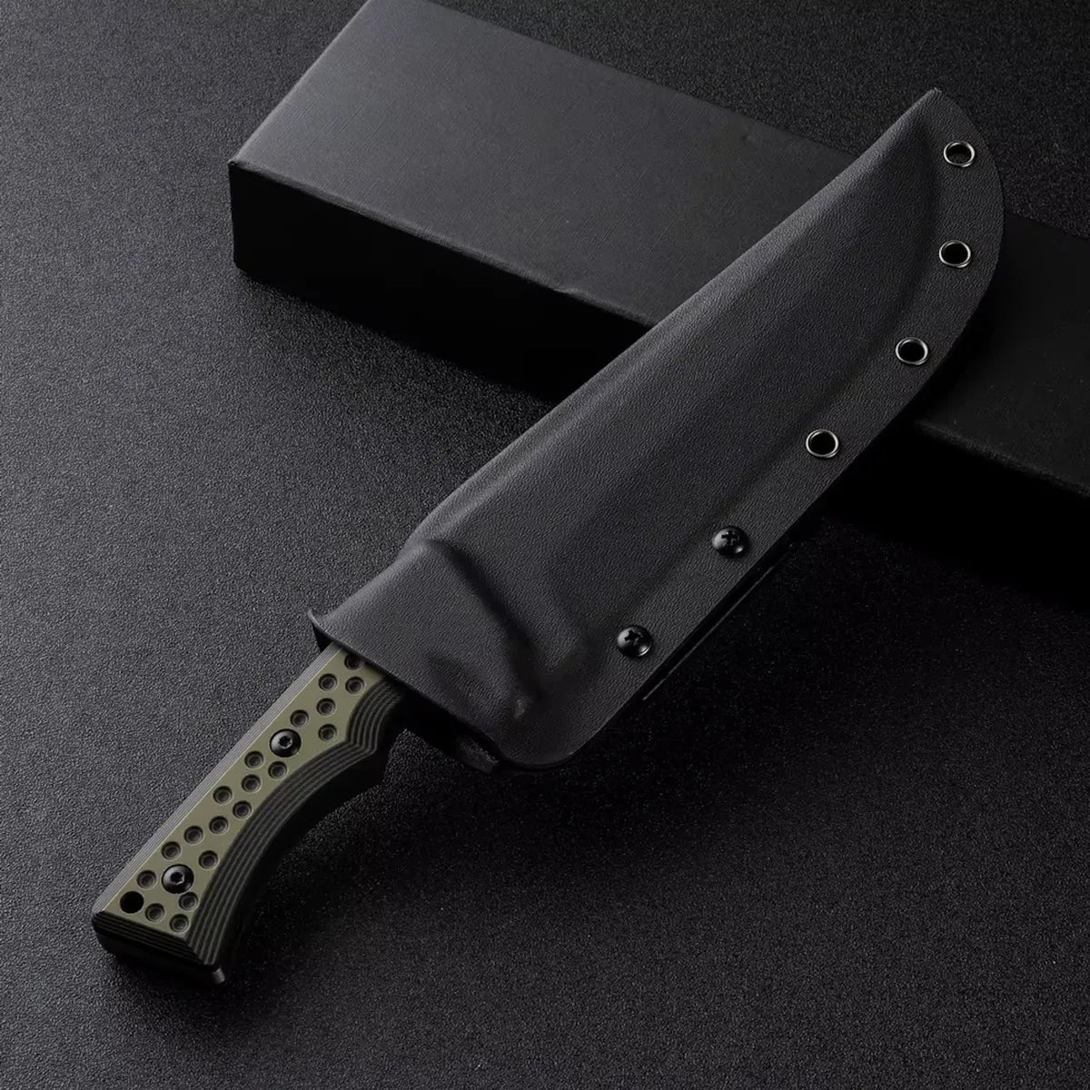 Titan Dominator Survival Knife | Heavy-Duty Fixed Blade, Kydex Sheath